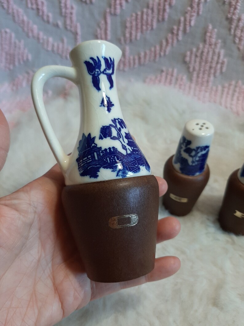 Vintage Hakusan Porcelain Blue Oriental Pattern Pepper /Salt / Oil/ Vinegar Set of 4 Made in Japan image 3
