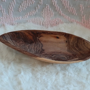 Vintage Olive Wood Canoe Shaped Carving Platter 12.5&quot; Length