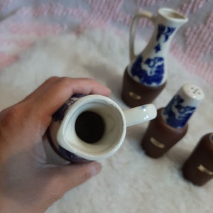 Vintage Hakusan Porcelain Blue Oriental Pattern Pepper /Salt / Oil/ Vinegar Set of 4 Made in Japan image 6