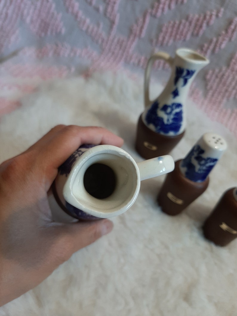 Vintage Hakusan Porcelain Blue Oriental Pattern Pepper /Salt / Oil/ Vinegar Set of 4 Made in Japan image 6