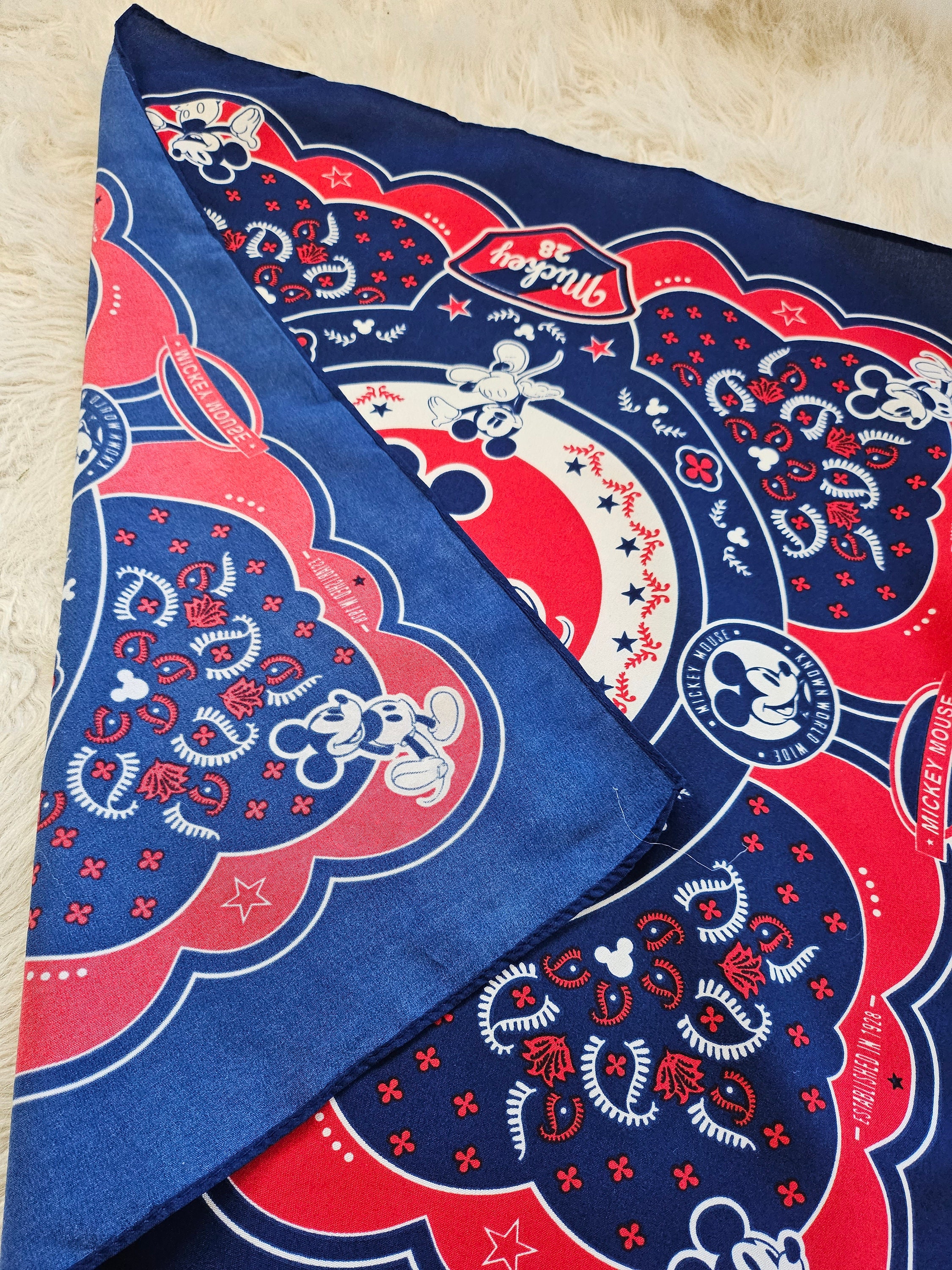 ミッキー　バンダナ　ハンカチ　スカーフ ヴィンテージ ミッキーマウス ウォルトディズニー バンダナ ハンカチ