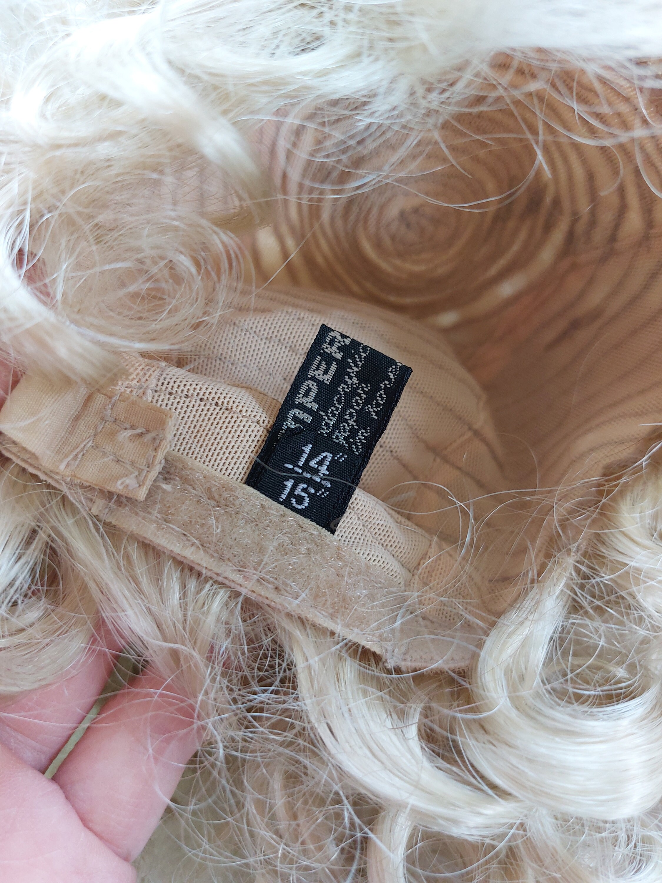 Parrucca Per Bambole Kemper BRIDGETTE Taglia 8/9 MED MARRONE - Capelli Ricci Lunghi Con Borchie, Nuova Con Etichette