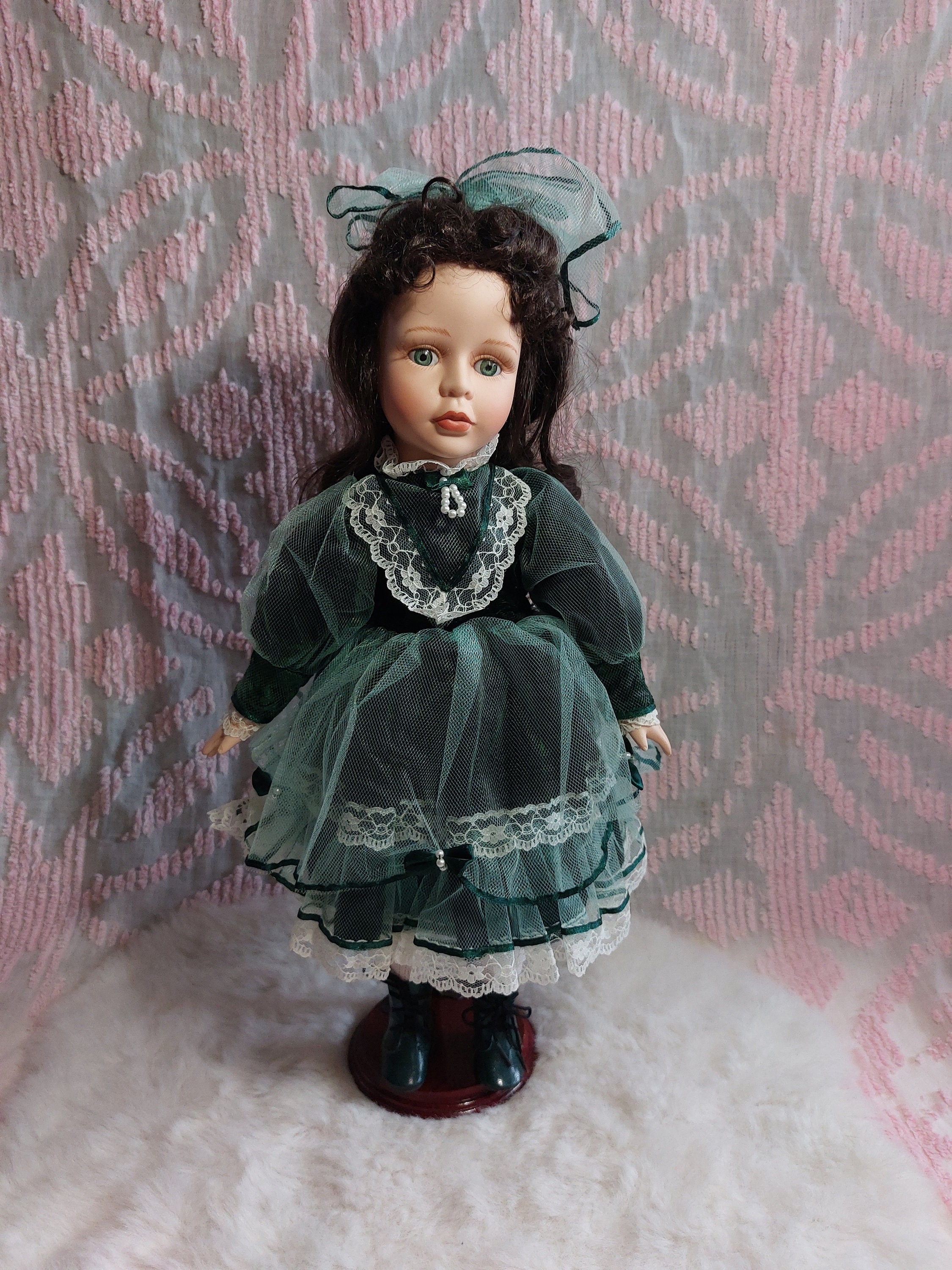 Vintage Porcelain Doll Victoria Style 18" Tall Green Glass Eyes Green Velvet With Sheer Dress - Etsy Vintage Porcelain Doll Victoria Style 18" Tall Green Glass Eyes Green Velvet With Sheer Dress - Etsy
