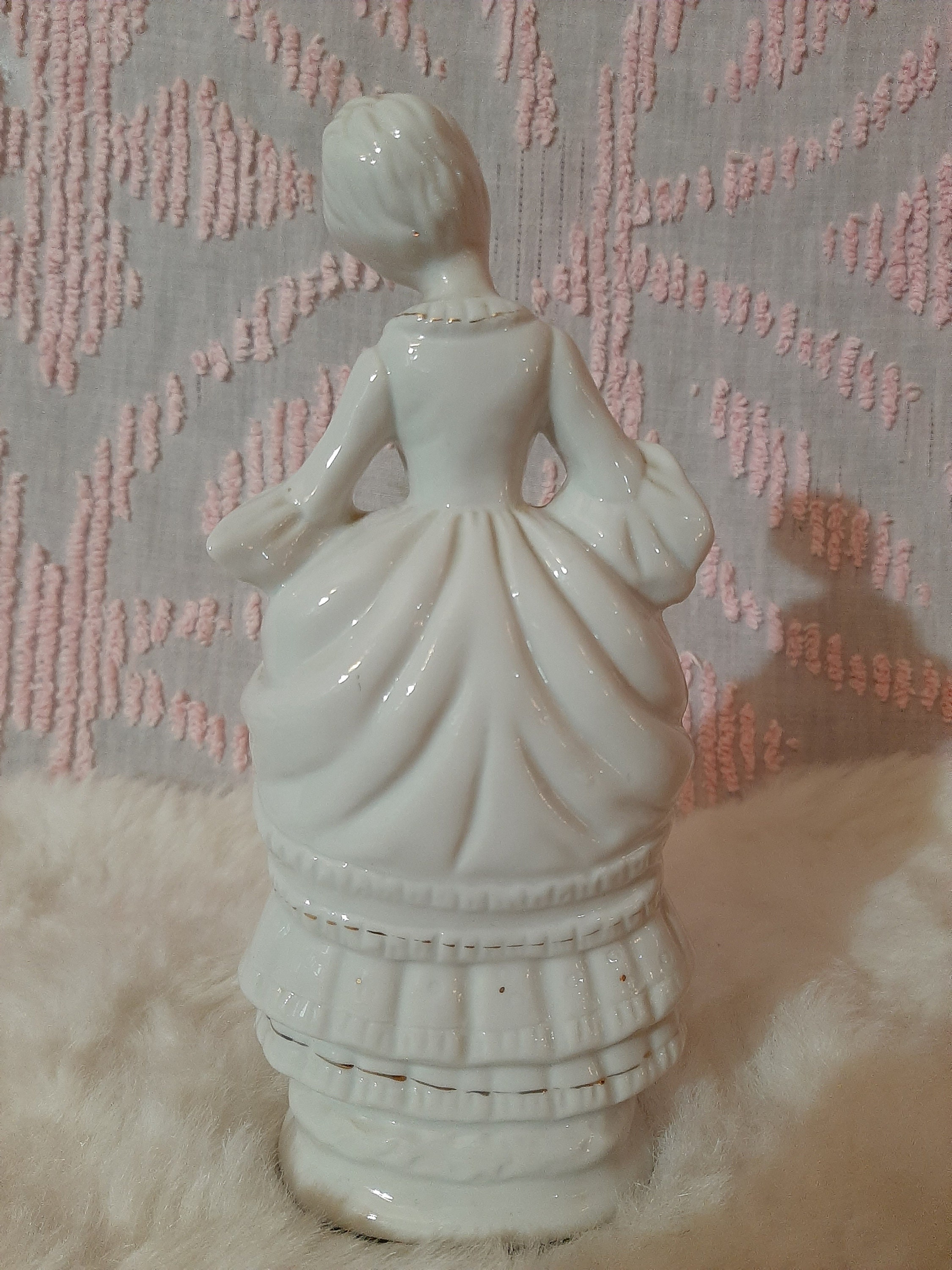 ヴィンテージ 釉薬磁器 ビクトリア朝の女性像 高さ7.5インチ - Etsy 日本