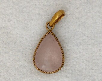 Rose Quartz Pendant, Pear Cut 6 Carat Pink Rose Quartz Pendant in Alloy Metal (Panchdhatu), Crystal Pendant, Valentine's Day Gift