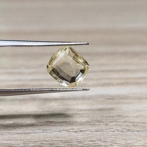 AAA Grade 5.80x4.60mm, 1.14 Carat ceylon yellow sapphire, loose yellow sapphire gemstone for jewelry purpose, Natual ceylon yellow sapphire