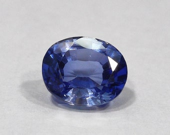 Lab creëerde ovale gesneden blauwe saffier losse edelsteen, 6,26 karaat synthetische saffier, losse edelsteen voor het maken van sieraden