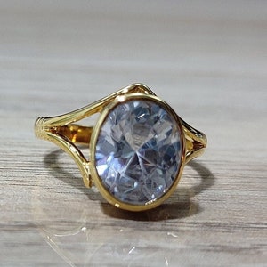 Cubic Zircon Ring, 6 Carat Oval Zircon in Panchdhatu Metal For Astrological Purpose, Ring For Men & Women,