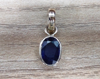 Natural And Certified 6 Carat Oval Blue Sapphire Pendant (Neelam), AAA Quality 100% Original Neelam Pendant