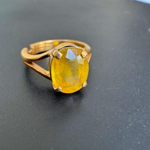 Natürlicher zertifizierter gelber Saphir (Pukhraj) Panchdhatu, 4 bis 8 Karat Rashi Ratan Astrologischer Zweck Ring für Unisex, Geschenk für sie