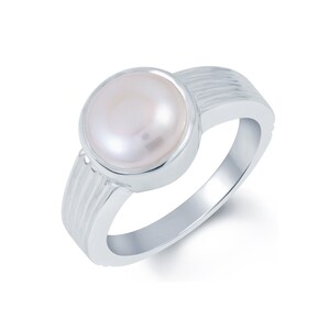 Handmade Pearl Ring in Sterling Silver