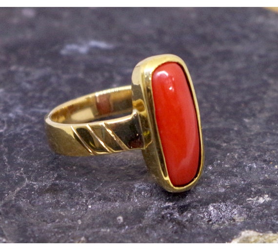 AAA Natural Italian Coral moonga Allow in Panchdhatu Ring