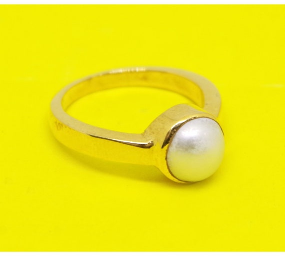 Will Pearl Suit You? Benefits Of Wearing Moti; Which Zodiac Signs Can Wear