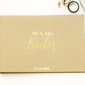 Gästebuch Hochzeit Personalisiert Gold Veredelung A4 mit Fragen, Wünschen und Extraseiten Leineneinband Polaroid Instax Bilder Bild 3