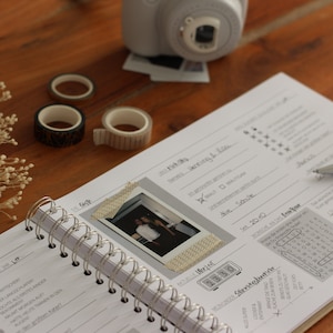 Gästebuch Hochzeit Personalisiert Gold Veredelung A4 mit Fragen, Wünschen und Extraseiten Leineneinband Polaroid Instax Bilder