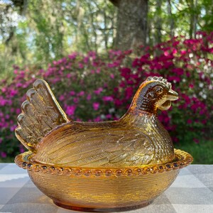 Vintage Amber Glass Hen Nesting Hen