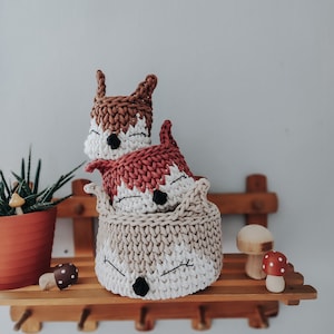 Gehäkelter Tierkorb, Waldkindzimmer, Fuchskorb, für Lagerung, skandinavischer Spielzeugorganisator, Korb mit Fuchs, Walddekor
