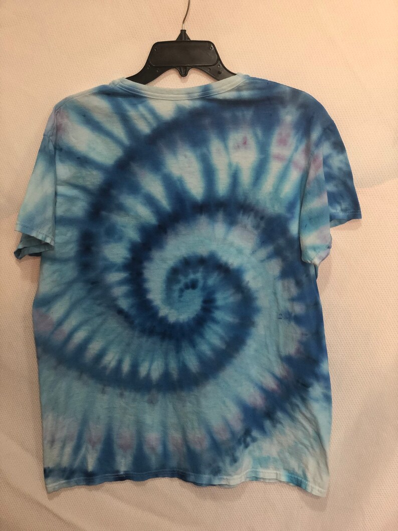 My Blue Heaven Ice Dye V-Neck Shirt Large