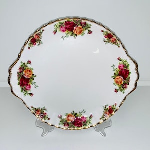 Royal Albert - Old Country Roses, tab handled cake / gateau plate. First edition