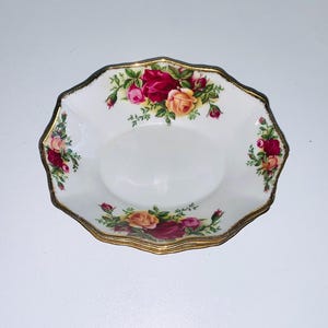 Royal Albert - Old Country Roses, nut / bon bon / candy dish