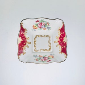 Royal Albert - Canterbury, nut / bon bon / candy / trinket dish