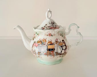 Royal Doulton - Brambly Hedge, full size, large 4-5 cup teapot. First quality