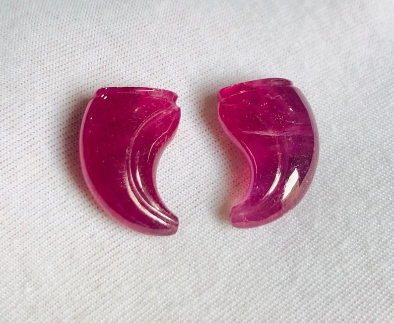 Amazing Ruby Gemstone Earring Now on sale Carved Tiger Nail Pair Large-scale sale Shape