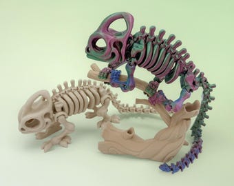 Scheletro camaleonte articolato stampato in 3D: decorazione gotica per Halloween