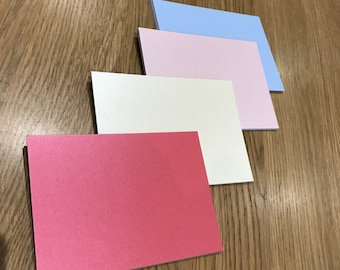 Carte nacrée A6 320 g/m², couleurs assorties, lot de 12 feuilles