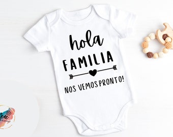 Spanish Pregnancy Announcement Bodysuit: Hola Familia Gift Box (0-3 Months)