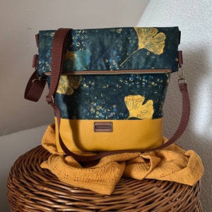 Schultertasche/ Foldover Umhängetasche „Springlove“/Ginkgo Blätter/Umhängetasche/ Tragetasche/ Crossbody/ handmade/wasserabweisend
