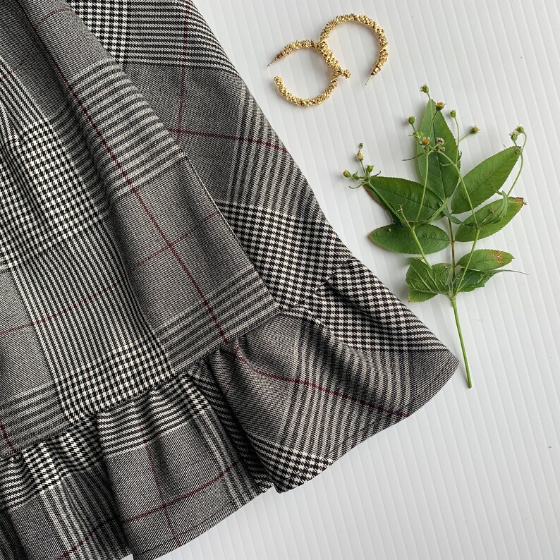 Pencil Skirt With Ruffled Hem