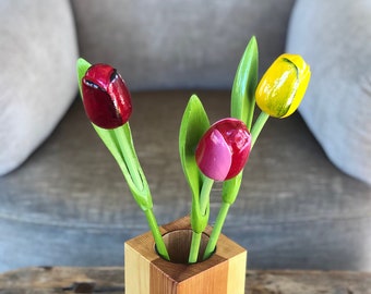 Tulipani in legno, set di 3 tulipani primaverili, arredamento da tavola floreale da 13,3'', floreale in legno fatto a mano, regalo per lei