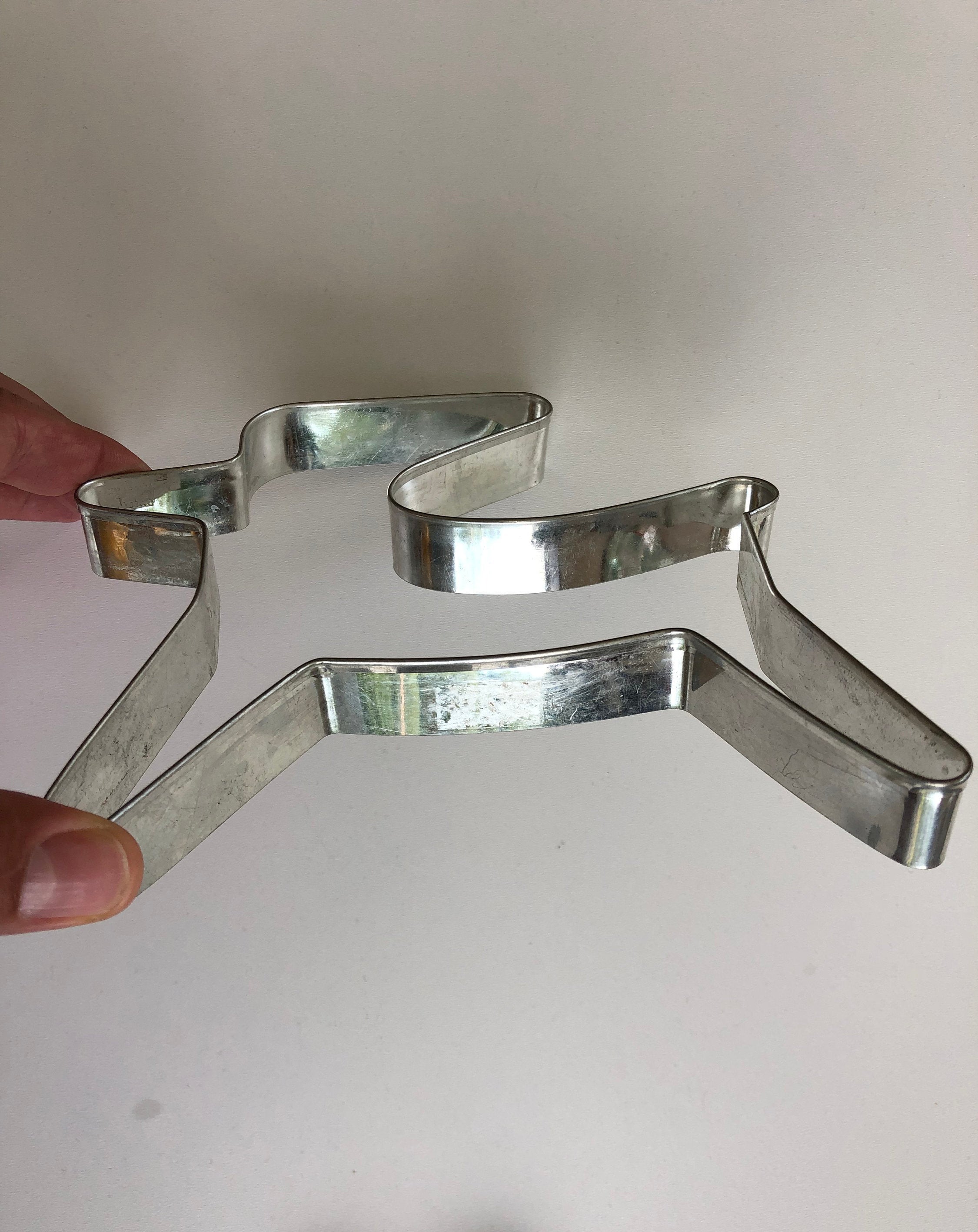 Juego De 2 Cortadores De Galletas Manatí (diseños: Lindo Y R | Meses Sin Interés