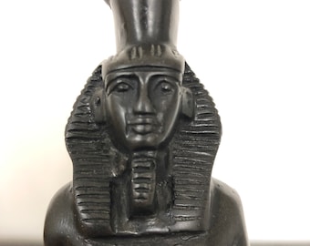 Vintage egyptisk gud Amon Ra staty, komposit farao figurin