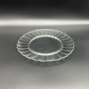 Vintage glass dish, clear glass fruit plate, snack serving plate with fruit ornament, cookie dish, large glass scalloped edge,retro dishware