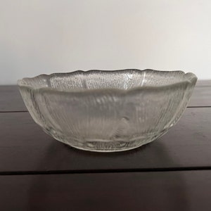 Vintage glass dish, clear vintage glass snack bowl, crystal cut glass bowl, cookie dish, trinket bowl