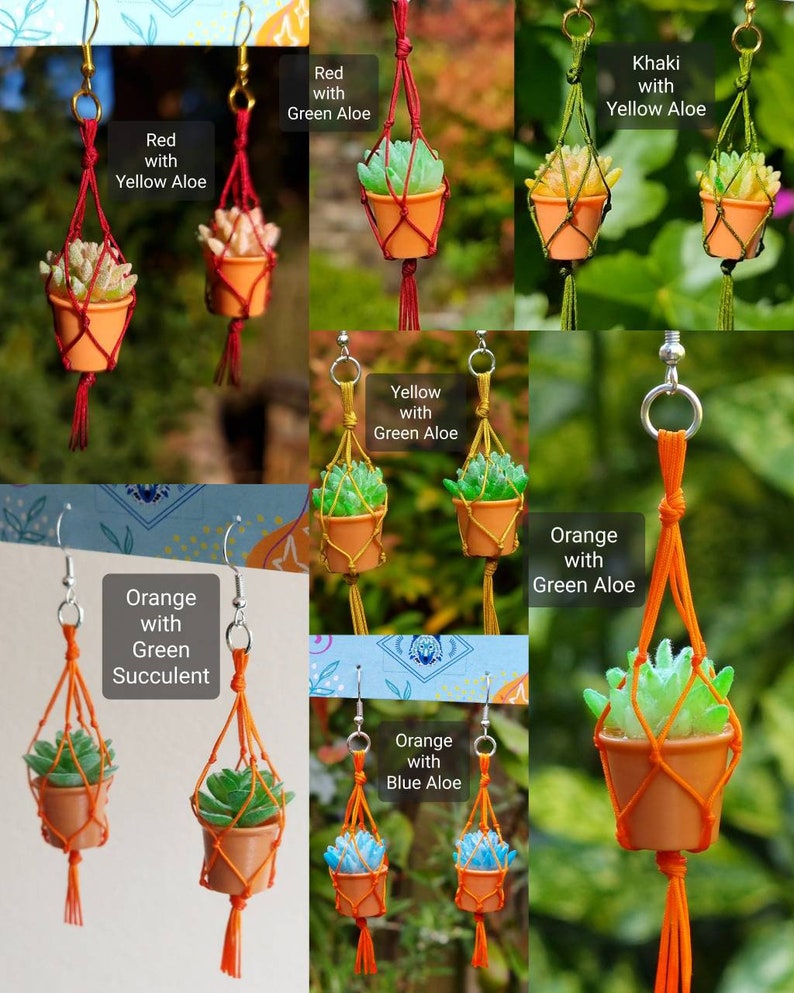 Puede incluir: Un conjunto de pendientes de macram&eacute; hechos a mano con una variedad de colores y plantas suculentas. Los pendientes est&aacute;n disponibles en rojo con aloe amarillo, rojo con aloe verde, caqui con aloe amarillo, amarillo con aloe verde, naranja con suculenta verde, naranja con aloe verde y naranja con aloe azul.