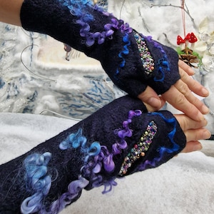 Black Merino Wool Fingerless Long Gloves, Handmade Felted Wool Gloves, Warm Gloves, Black Gloves With Beads
