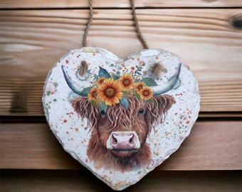 Highland cow slate hanging heart, highland cow gifts, hanging decor with highland cows, floral cow slate decor
