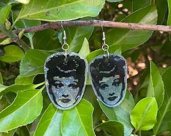 Lucille Ball Glittery Silhouette See-Through Light-Weighted Dangle Earrings