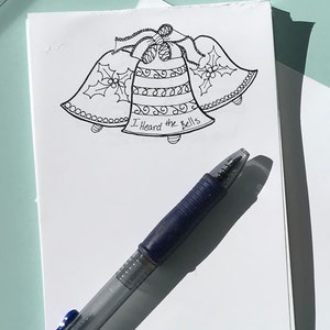Bells Notepad - 50 fogli su un pad 3.75x8.5in - Perfetto per le note di liste - Ho testa le campane il giorno di Natale!  Pace sulla Terra!
