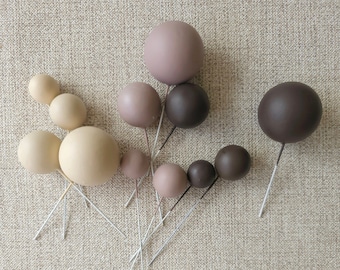 Brown Bear Baby Shower Cake Ball Toppers with Gold Accents