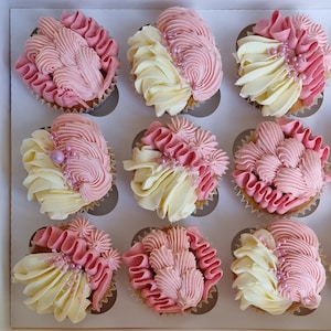 Download do pacote de receitas do Cupcake Trio - Cupcake de baunilha - Cupcake de veludo vermelho - Buttercream