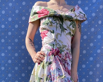 80's White Cotton Off the Shoulder Big Floral Print Mini Dress w Back Ties 80's Vintage Vintage Floral Dress Vintage Dress Size Small / XS-S