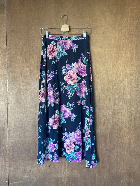 90's Navy w/ Rose Pattern Silk Maxi Skirt//S - image 5