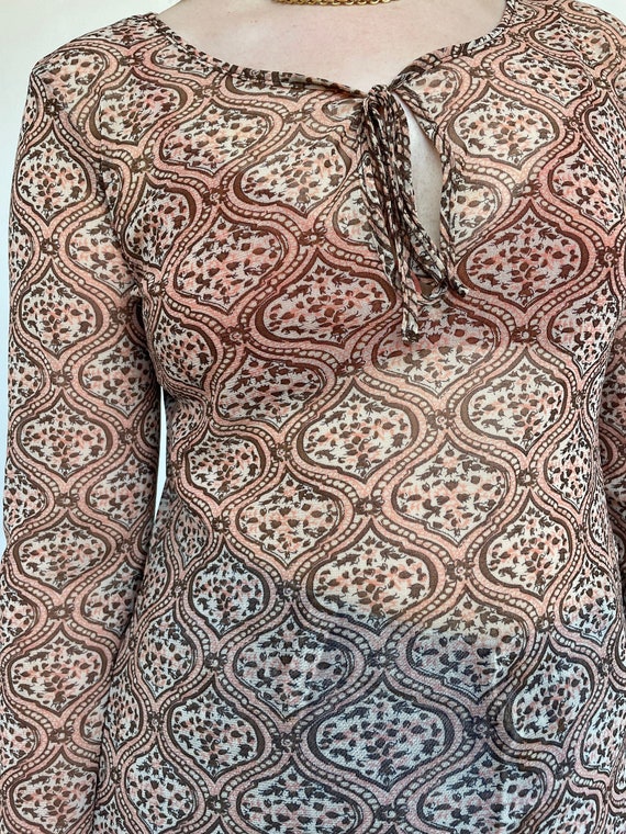 Y2K Rose Print Sheer Pullover Vintage Top// S-M - image 2