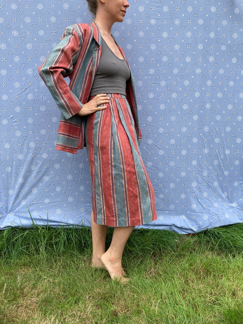 Two Piece Raw Silk Vertical Stripe 70's Vintage Suit, Skirt and Blazer // XS-S image 3