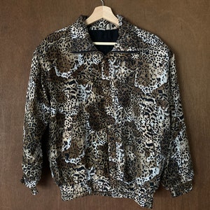 90's Pure Silk Leopard Print Bomber Jacket// M-XL image 5