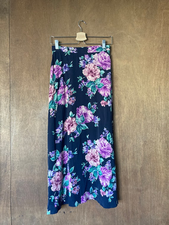 90's Navy w/ Rose Pattern Silk Maxi Skirt//S - image 6